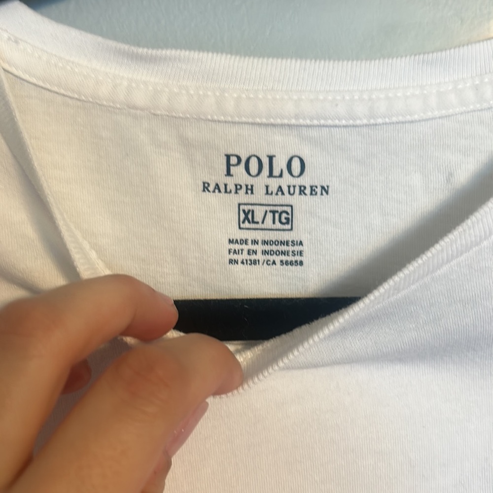 Polo white t shirt - Picture 3 of 3